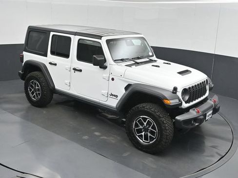Used 2026 Jeep Wrangler Unlimited Rubicon AWD/4WD image 36