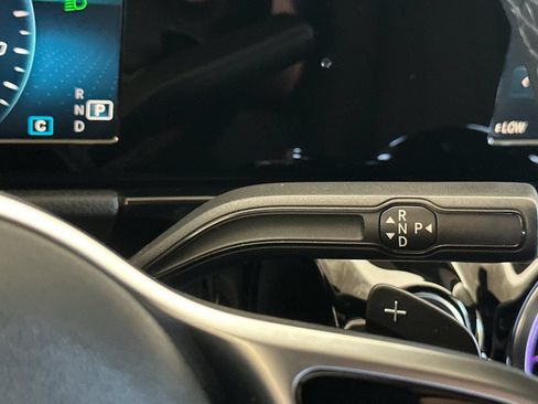 Certified 2021 Mercedes-Benz GLA 250 image 26