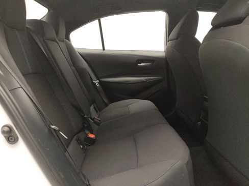 Used 2022 Toyota Corolla SE image 19