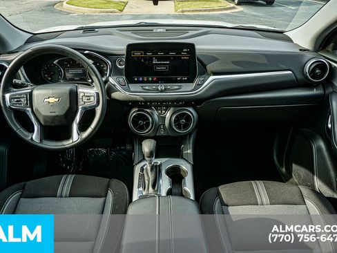 Used 2025 Chevrolet Blazer LT FWD image 29