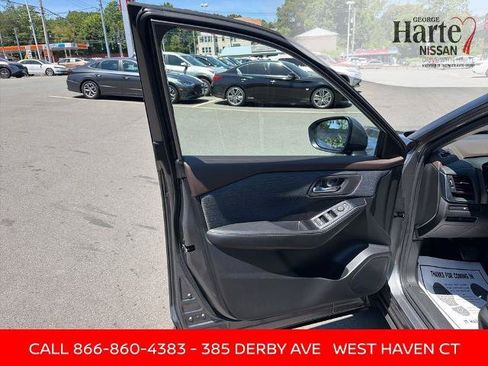 Certified 2023 Nissan Rogue SV AWD/4WD image 12