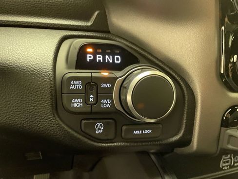 New 2026 RAM 1500 Big Horn AWD/4WD image 17