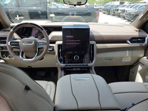 New 2026 GMC Yukon XL Denali AWD/4WD image 12