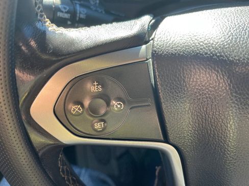 Used 2018 Chevrolet Silverado 1500 LT w/ All Star Edition image 17