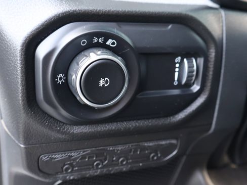 Used 2024 Jeep Wrangler Sport image 18