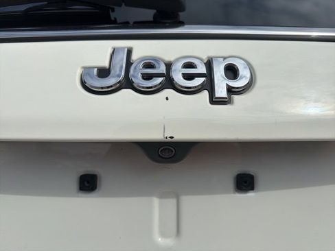 Used 2019 Jeep Compass Limited image 12