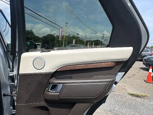 Used 2018 Land Rover Discovery HSE Luxury AWD/4WD image 26