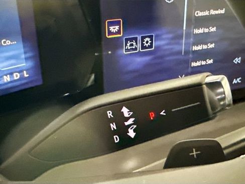 New 2026 Chevrolet Traverse LT w/ LPO, Floor Liner Package image 18