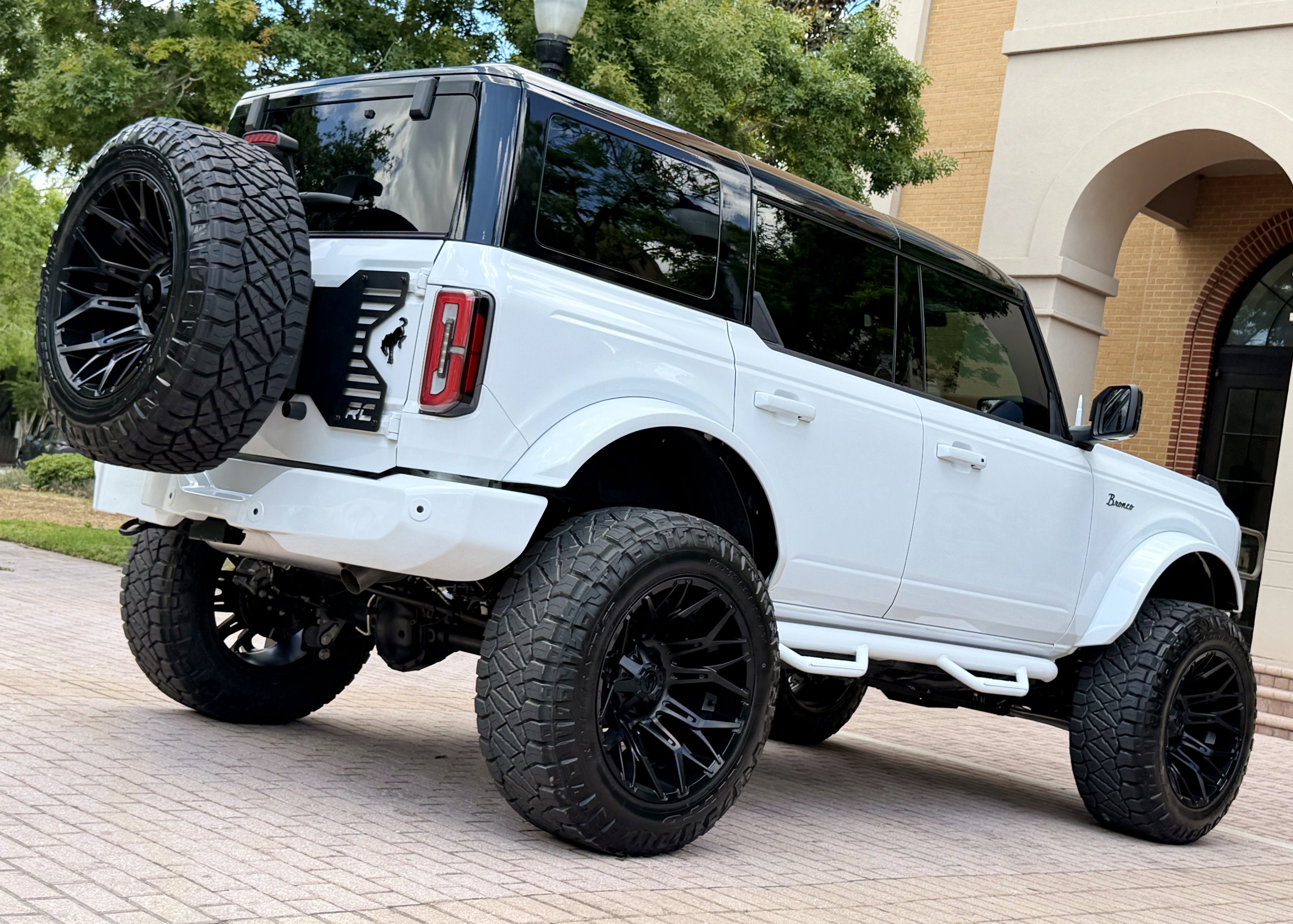 Used 2026 Ford Bronco Outer Banks AWD/4WD image 16
