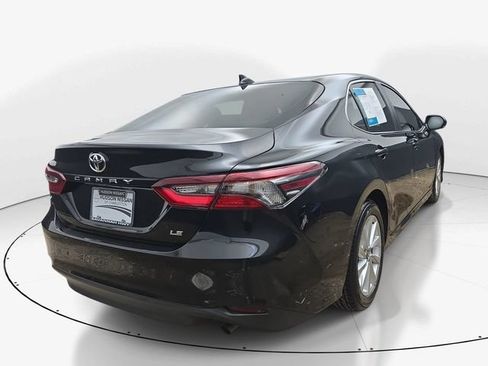 Used 2024 Toyota Camry LE w/ Convenience Package FWD image 6