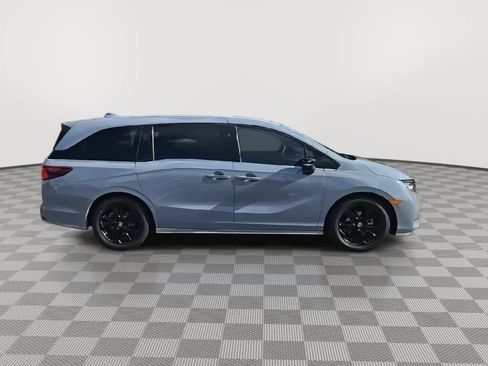 Used 2023 Honda Odyssey Sport image 9