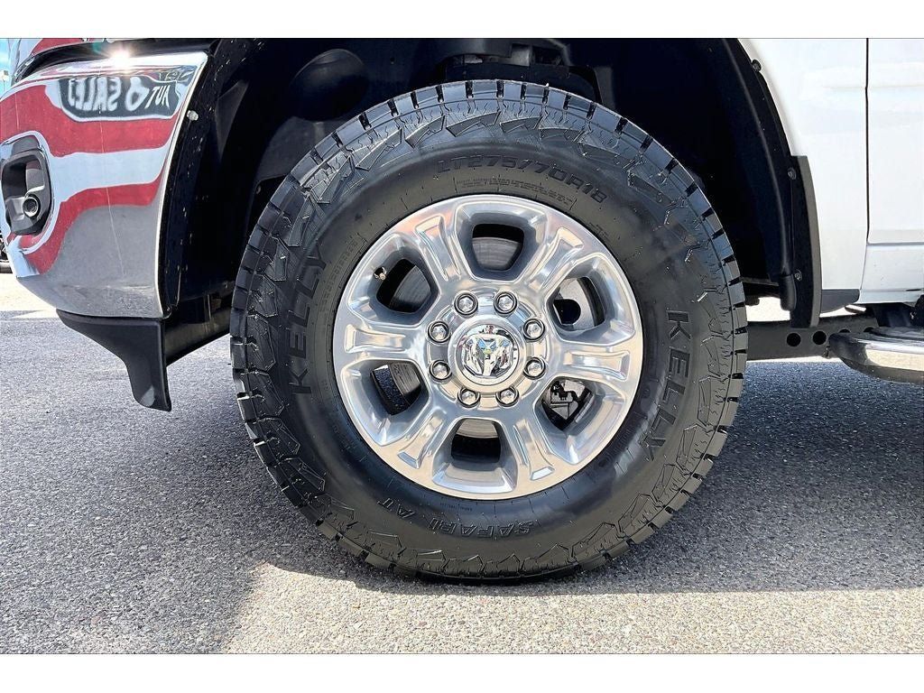 Used 2024 RAM 2500 Big Horn w/ Off Road Package AWD/4WD image 9
