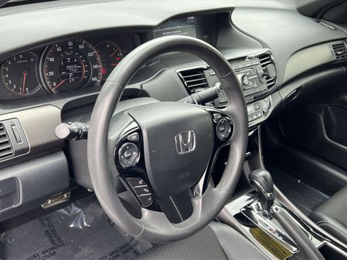Used 2016 Honda Accord Sport image 17