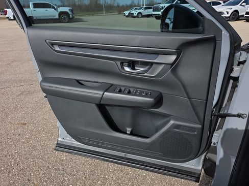 Used 2023 Honda CR-V Sport image 27