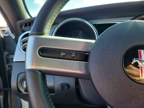 Used 2005 Ford Mustang Coupe image 23