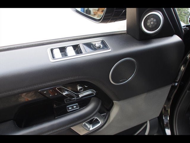 Used 2021 Land Rover Range Rover AWD/4WD image 24