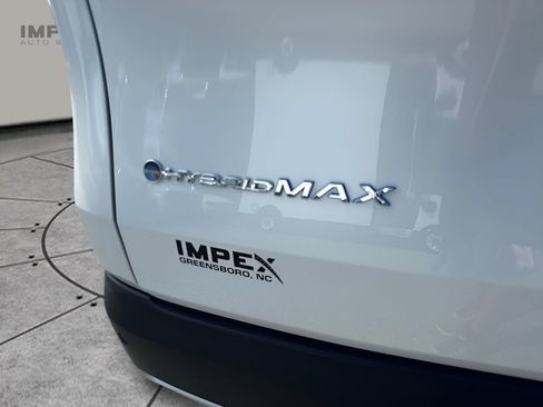 Used 2026 Toyota Grand Highlander AWD Hybrid image 23