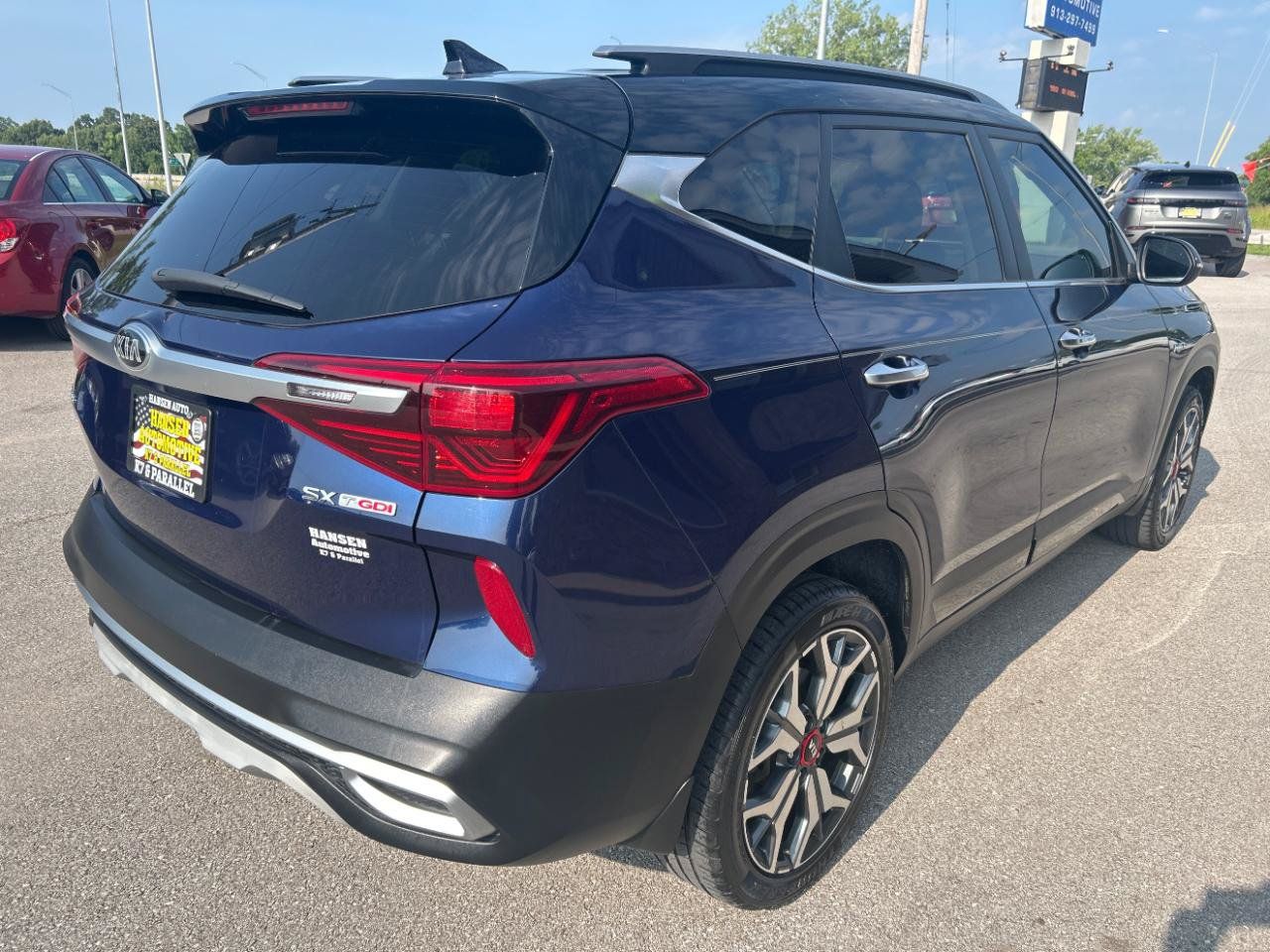 Used 2021 Kia Seltos SX AWD/4WD image 5