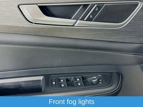 Used 2024 Volkswagen Atlas Cross Sport SE image 22