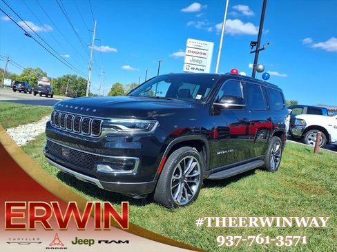 Used 2022 Jeep Wagoneer Series II w/ Premium Group I image 12