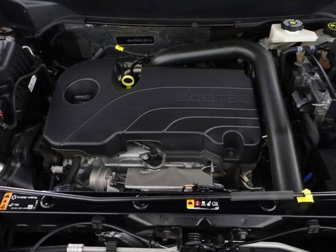 Used 2023 GMC Terrain SLT image 21