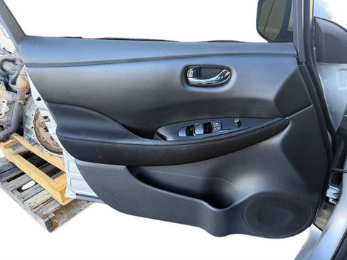 Certified 2021 Nissan Leaf SV Plus w/ SV Plus Technology Package image 17