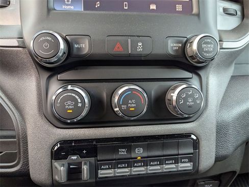 New 2024 RAM 5500 Tradesman w/ Chrome Appearance Group image 21