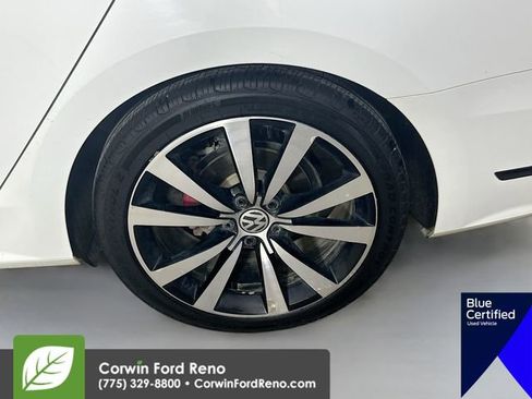 Used 2018 Volkswagen Passat 3.6 image 34