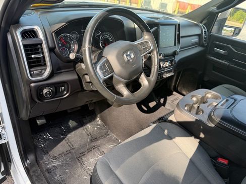 Used 2024 RAM 3500 Big Horn AWD/4WD image 44