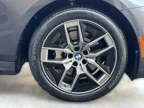 Used 2026 BMW 530i RWD image 13