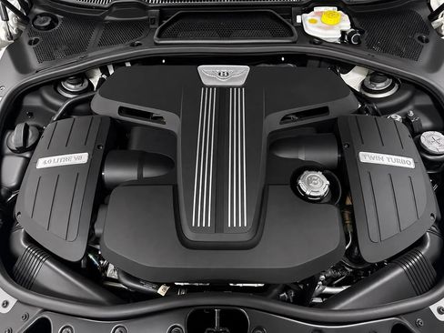 Used 2017 Bentley Flying Spur S V8 AWD/4WD image 29