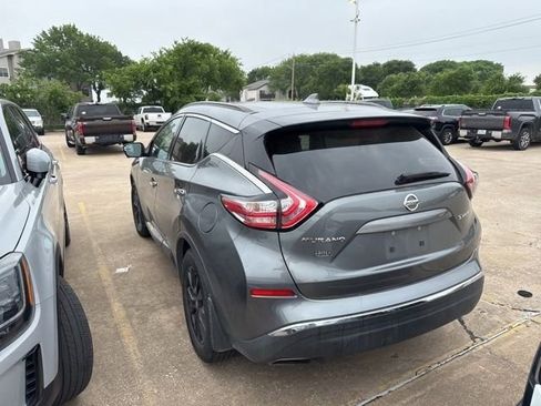 Used 2018 Nissan Murano SV w/ Premium Package AWD/4WD image 6