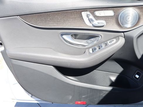 Used 2020 Mercedes-Benz C 300 Sedan image 23