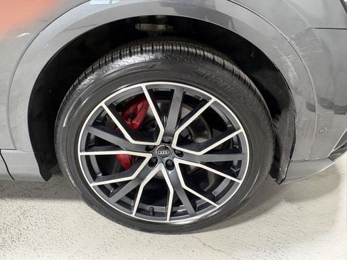 Used 2019 Audi Q8 Premium Plus AWD/4WD image 37