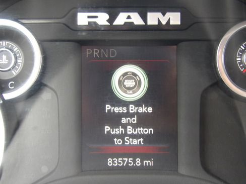 Used 2024 RAM 3500 Tradesman w/ Chrome Appearance Group AWD/4WD image 21