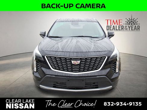 Used 2021 Cadillac XT4 Premium Luxury w/ Driver Awareness Package image 2