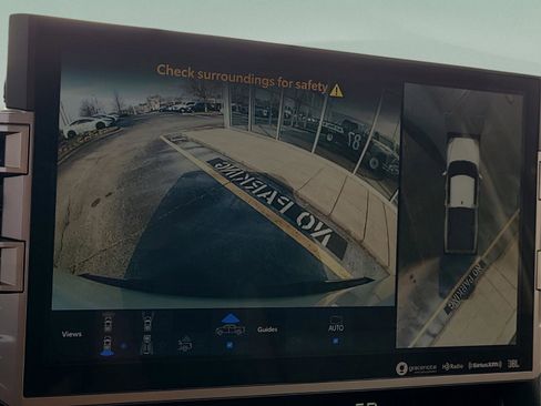 Used 2022 Toyota Tundra Limited image 20