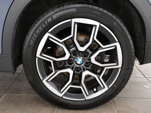 Used 2025 BMW X2 xDrive28i w/ Premium Package AWD/4WD image 34