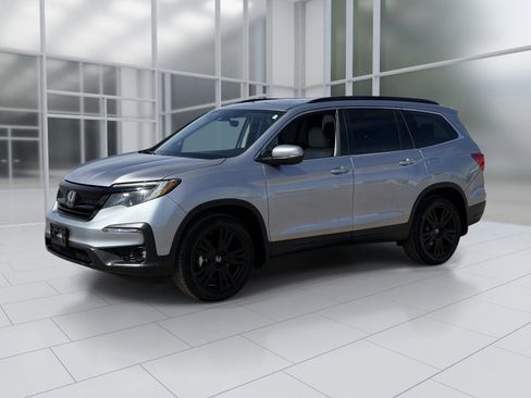 Used 2021 Honda Pilot Special Edition image 2