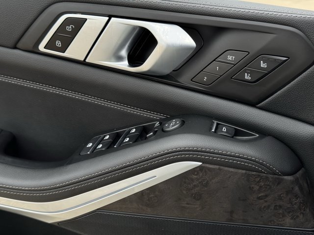 Used 2022 BMW X5 xDrive40i w/ Luxury Seating Package AWD/4WD image 28