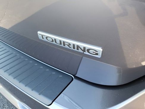 New 2026 Honda Odyssey Touring image 9