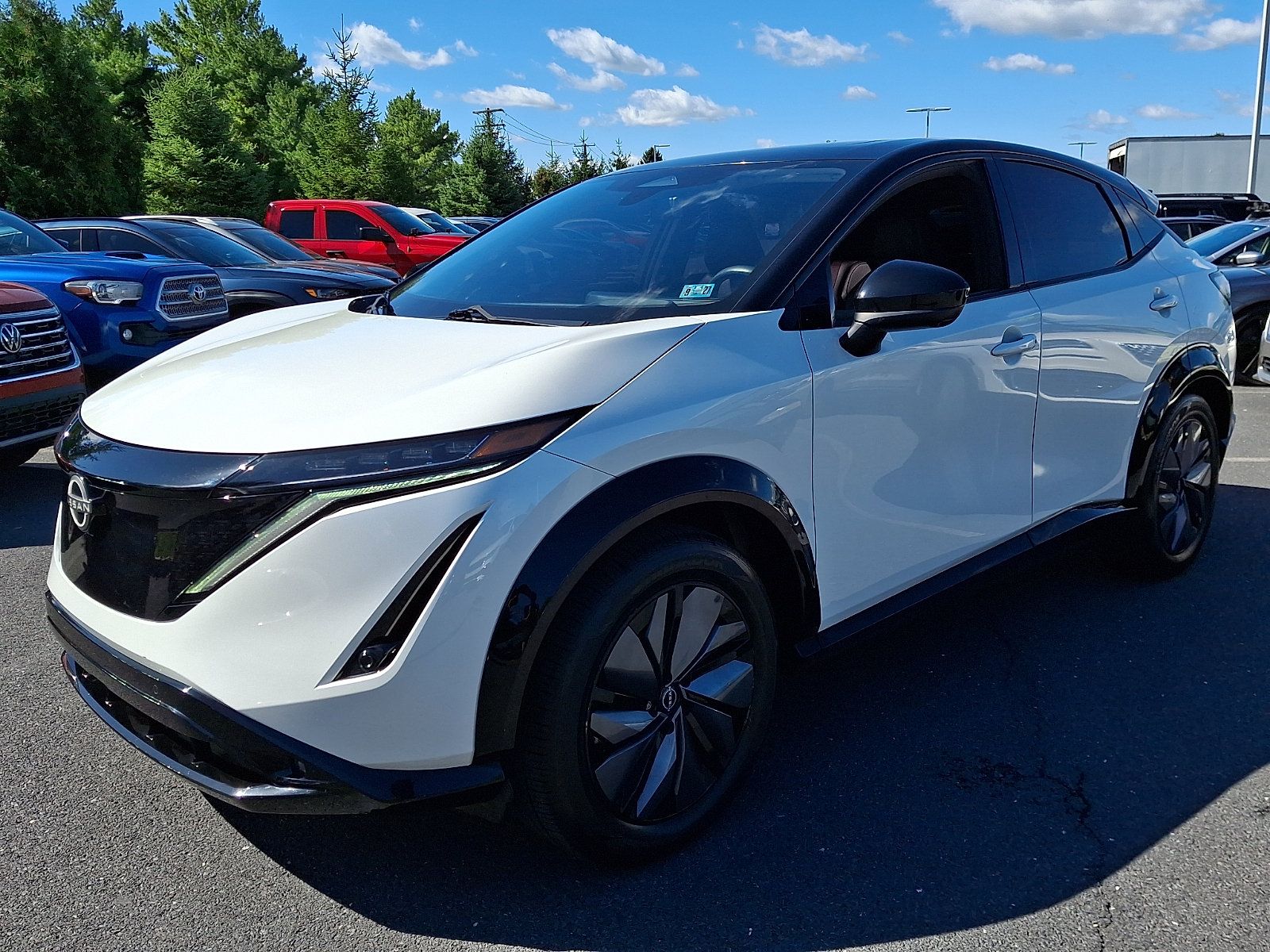 Certified 2023 Nissan Ariya AWD image 4