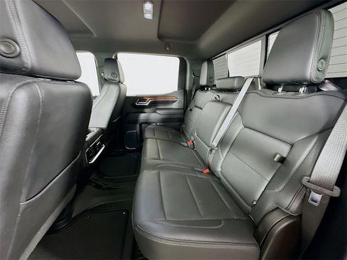 Used 2023 GMC Sierra 1500 Denali w/ Technology Package image 4