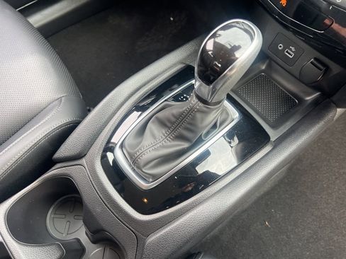 Certified 2022 Nissan Rogue Sport SL image 23