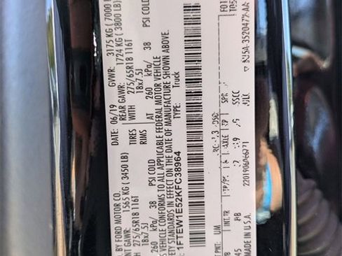 Certified 2019 Ford F150 Lariat image 25