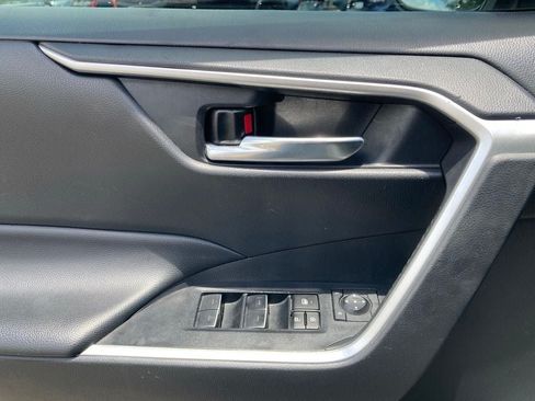 Used 2024 Toyota RAV4 XLE FWD image 11