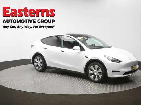 Used 2020 Tesla Model Y Long Range image 45