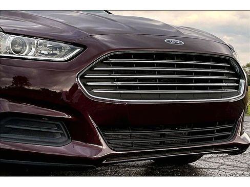 Used 2013 Ford Fusion S FWD image 29