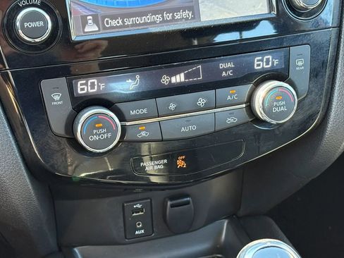 Used 2017 Nissan Rogue Sport SV w/ SV Premium Package image 20