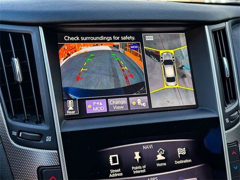 Used 2017 INFINITI Q50 3.0t Premium w/ Driver Assistance Package image 15